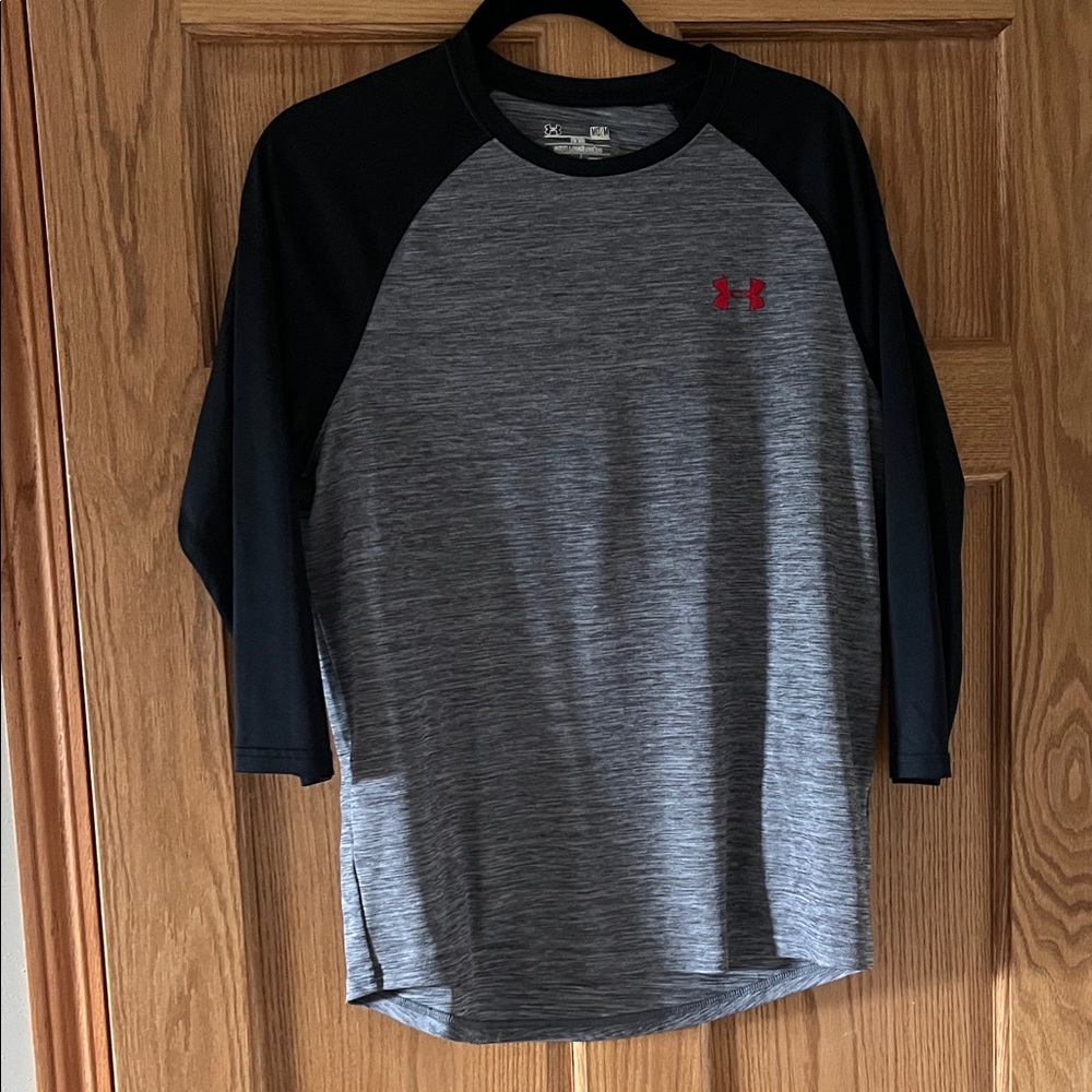 Under Armour Men's Gray and Black 3/4 Raglan Heat Gear Tee